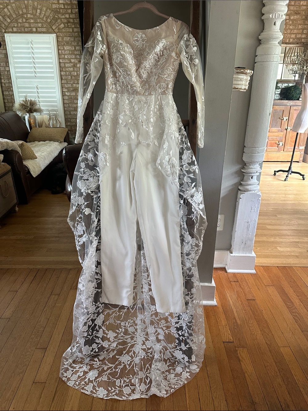 MISSACC PANT SUIT WEDDING WALK THROUGH LACE WITH TRAIN WEDDING LONG SLEEVE 4*